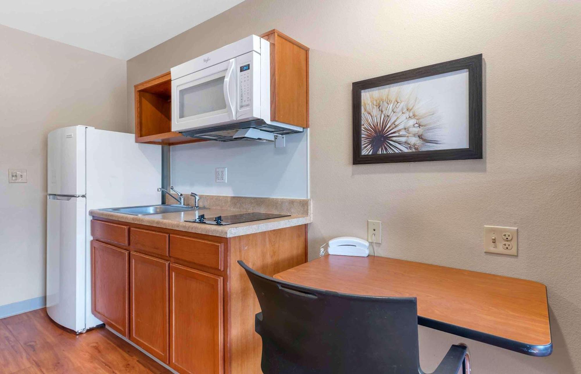 Extended Stay America Select Suites - Колорадо-Спрингс Экстерьер фото
