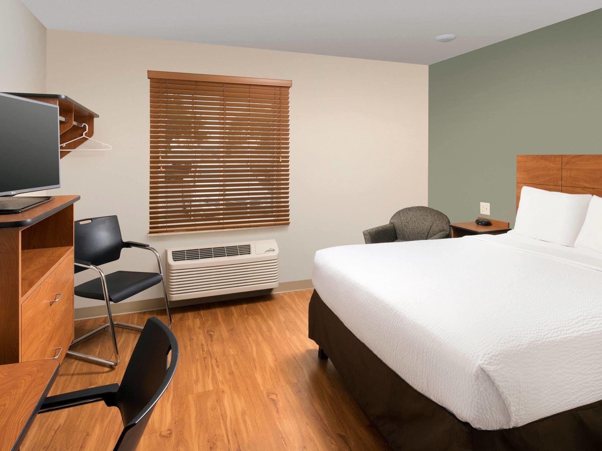 Extended Stay America Select Suites - Колорадо-Спрингс Экстерьер фото